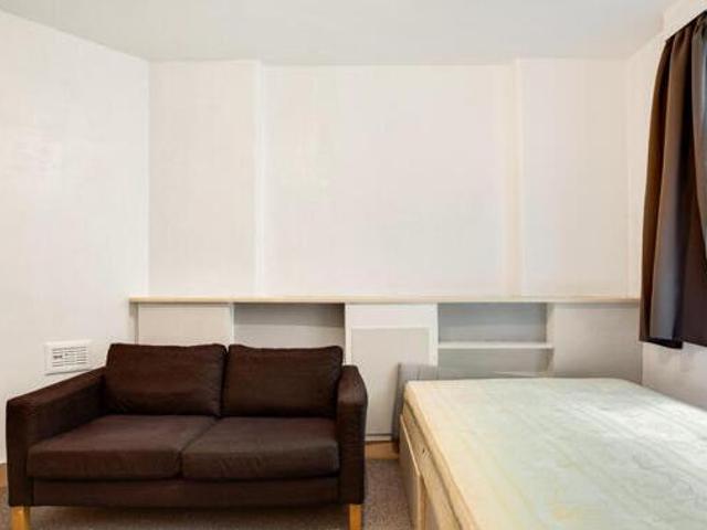 House for rent in Lyons, Greater London