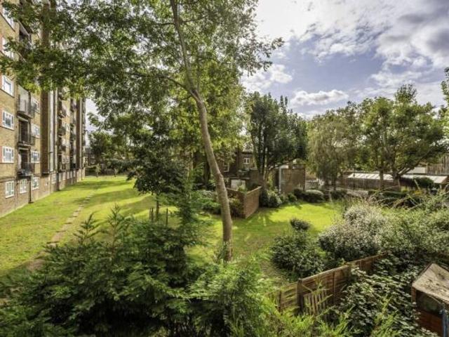 Studio for rent in Kennington, Greater London