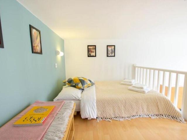 Studio for rent in Cat Hill