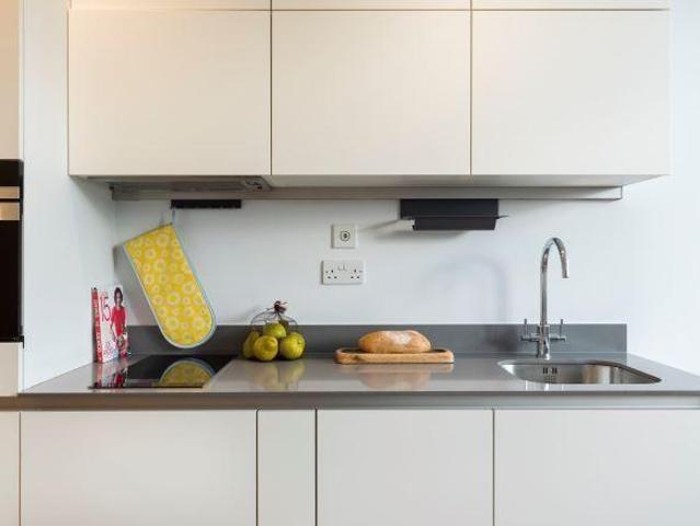 Studio for rent in Cat Hill