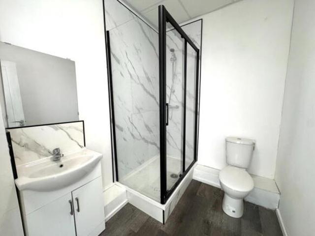 Studio for rent in South Yorkshire