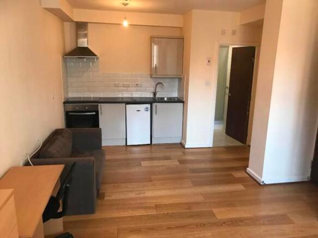 Studio for rent in Barton Stacey, Hampshire