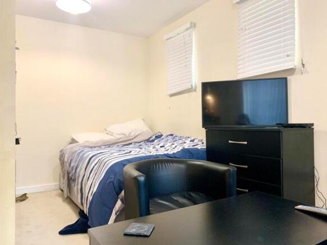 Studio for rent in Green Quarter, Scotland