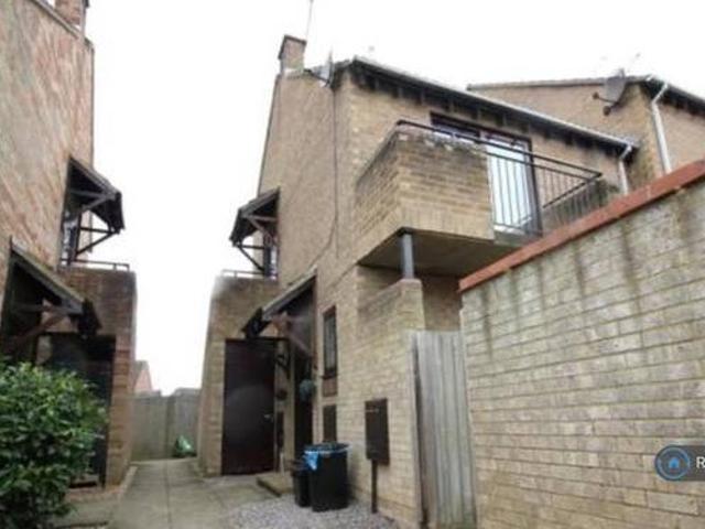 House for rent in Lyons, Greater London