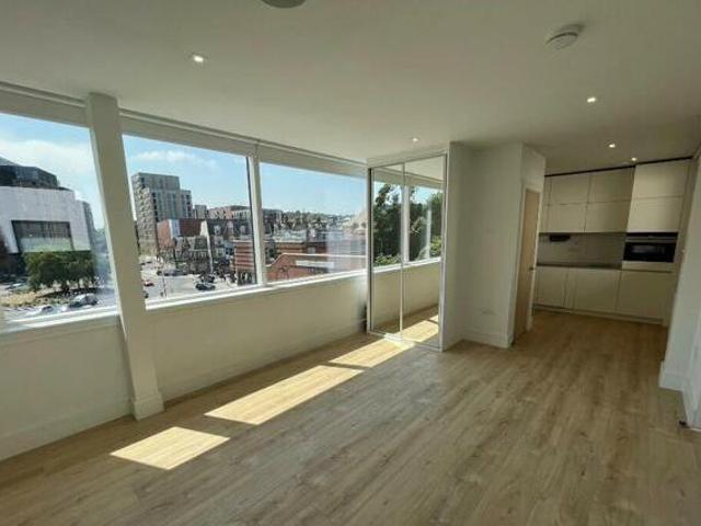 House for rent in Red Hill, Surrey
