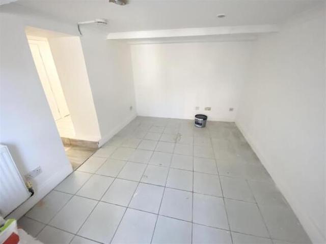 Studio for rent in Upper Parkstone, Poole