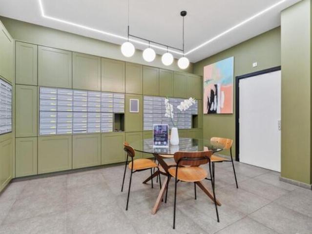 Studio for rent in Cat Hill