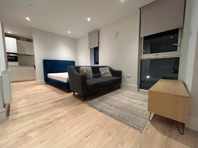 Studio for rent in Ilford, Isle Of Man