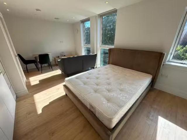 House for rent in Ilford, Greater London