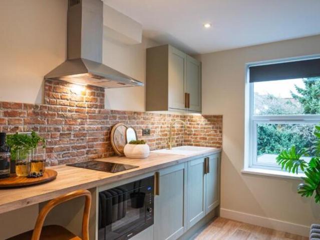 Studio for rent in East Midlands