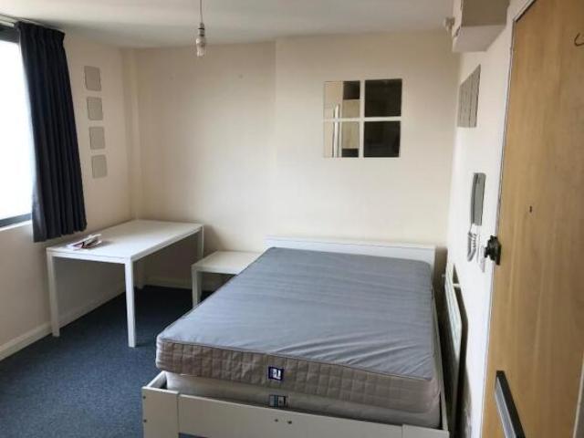 Studio for rent in Chilworth Old Village, Test Valley