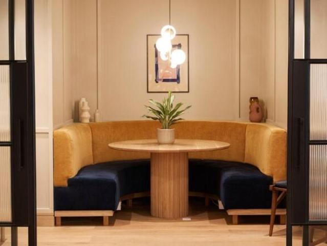 Studio for rent in Guildford, Surrey