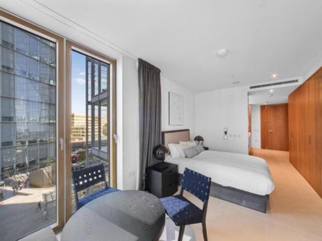 Flat for rent in Cat Hill