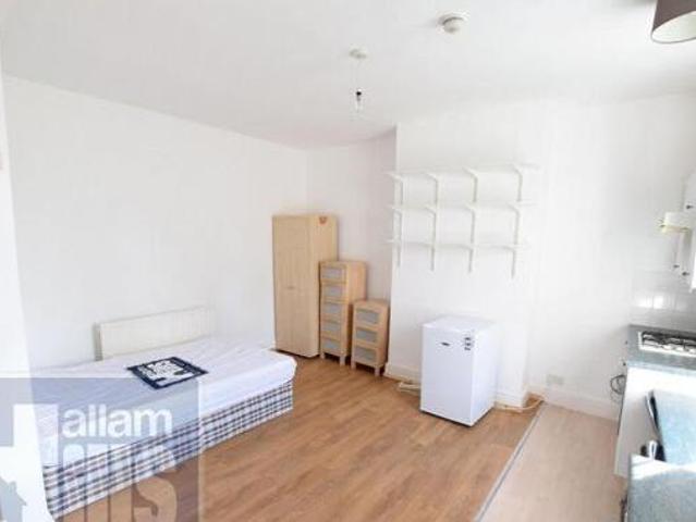 House for rent in Broomhill, South Yorkshire