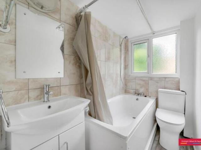 Flat for rent in Cat Hill