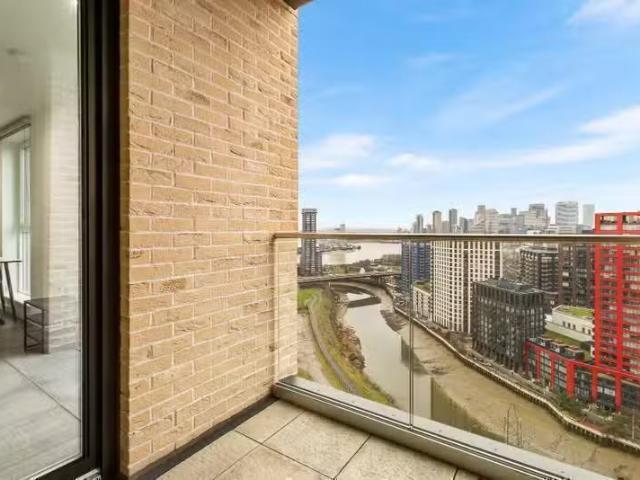 House for rent in Canning Town, Greater London