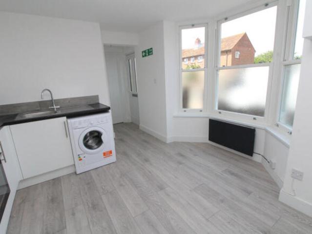 Studio for rent in Herne, Kent