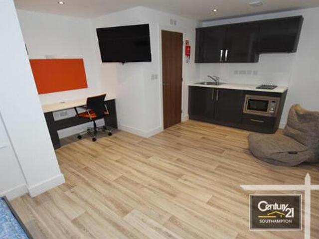 House for rent in Barton Stacey, Hampshire