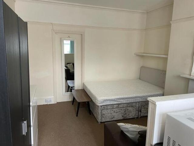 Flat for rent in St Michaels, Paignton