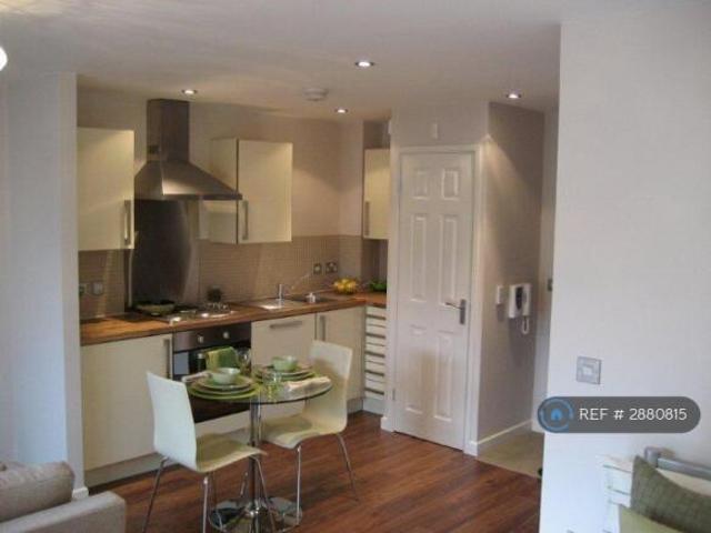 Studio for rent in South Yorkshire