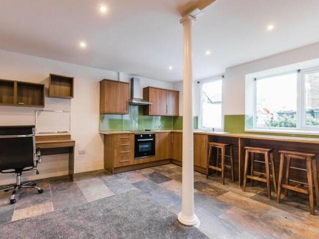 Studio for rent in Tyne And Wear