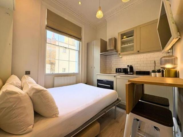 Studio for rent in Gloucester, Gloucestershire