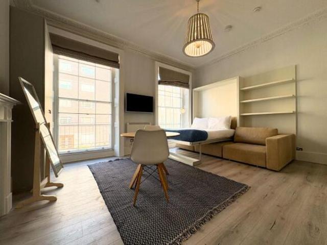 Studio for rent in Gloucester, Gloucestershire