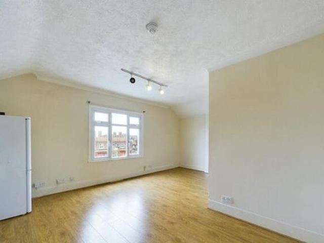 House for rent in Blackhills, Surrey