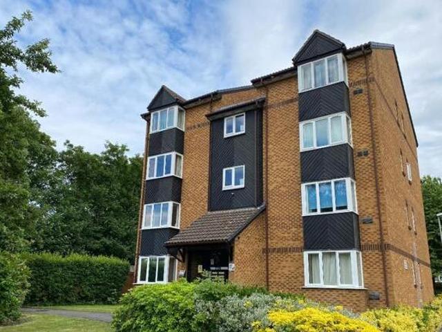 House for rent in Blackhills, Surrey