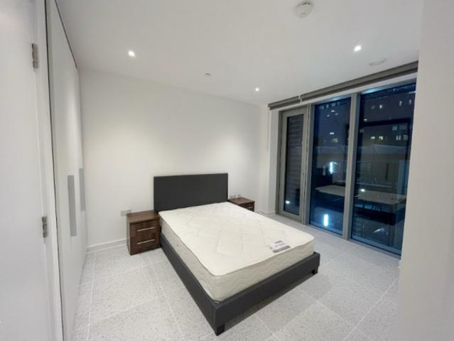 Flat for rent in Cat Hill