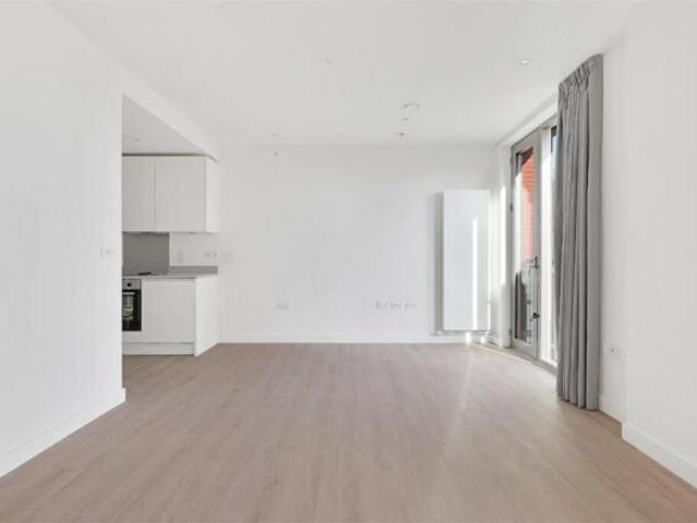 Flat for rent in Cat Hill