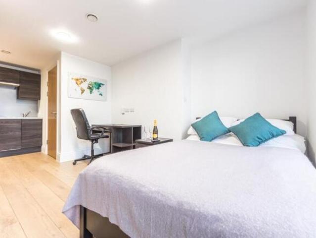 Studio for rent in Newcastle Upon Tyne