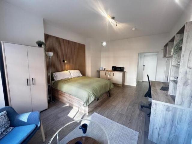 Studio for rent
