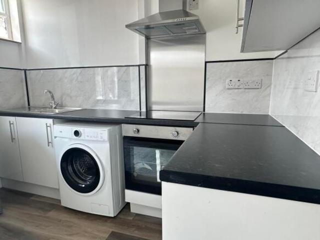 Studio for rent in Heeley Bottom, Meersbrook