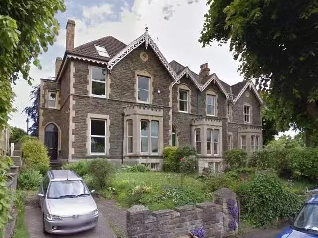House for rent in Fairlop, Greater London