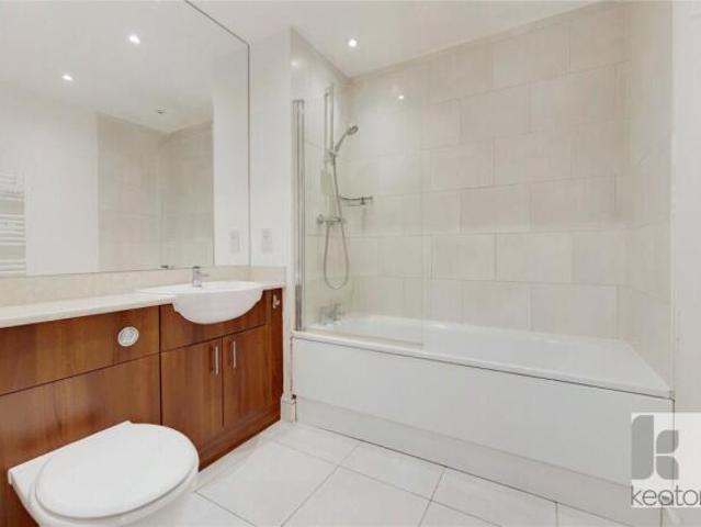 Flat for rent in Cat Hill