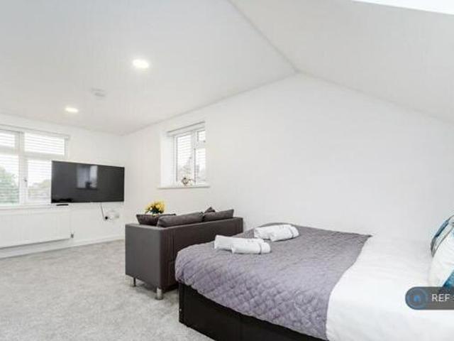 House for rent in Twickenham, Greater London