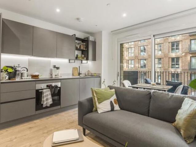 Flat for rent in North Watford, Hertfordshire