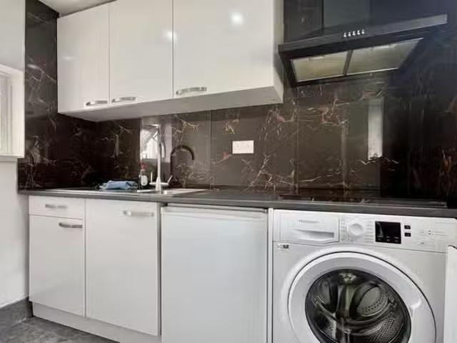House for rent in Kingston Upon Thames, Greater London