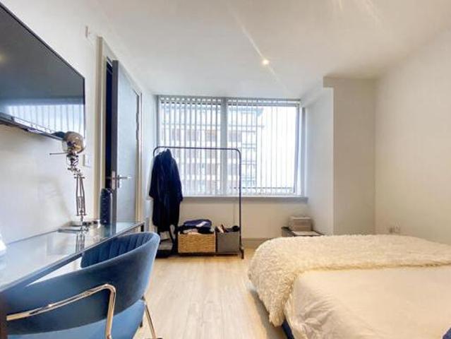 House for rent in Uxbridge, Greater London