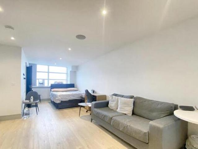 House for rent in Uxbridge, Greater London