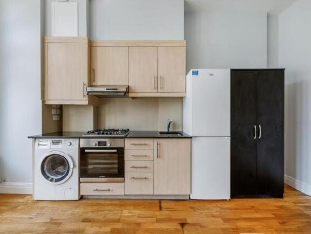 Studio for rent in Acton, Greater London