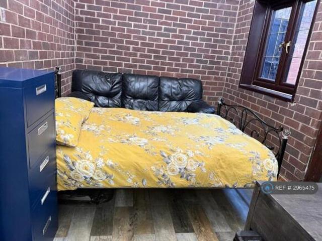 Studio for rent in Georgia, Greater Manchester