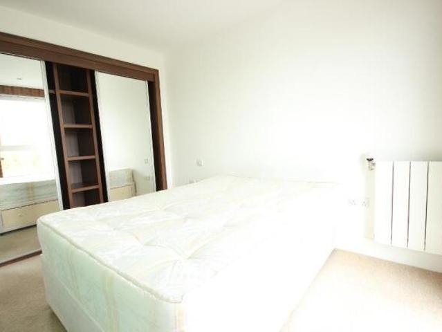 Flat for rent in Cat Hill