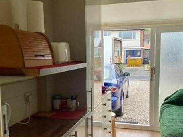 House for rent in Green Close, Warwickshire