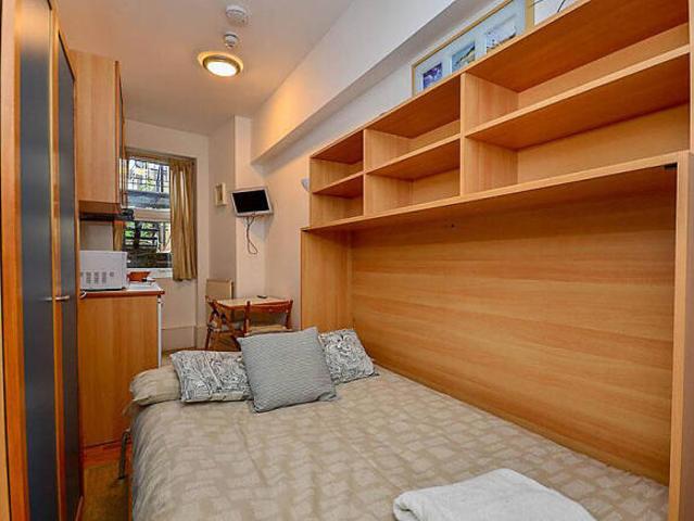 Studio for rent in Alverton, East Midlands
