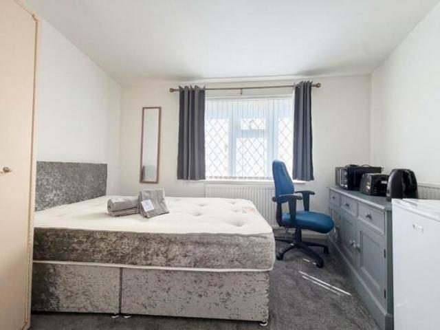 Studio for rent in Uxbridge, Greater London