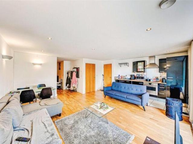Studio for rent in Cat Hill