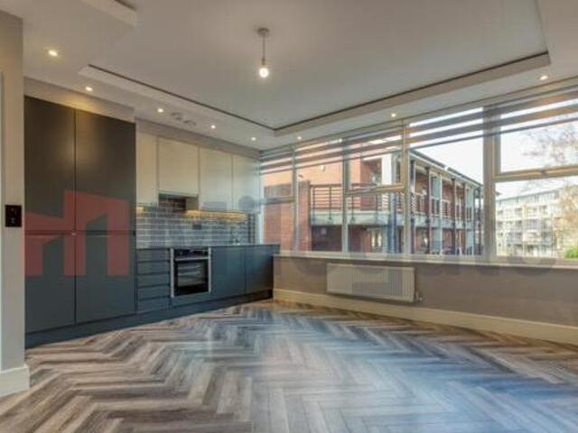 House for rent in Blackhills, Surrey