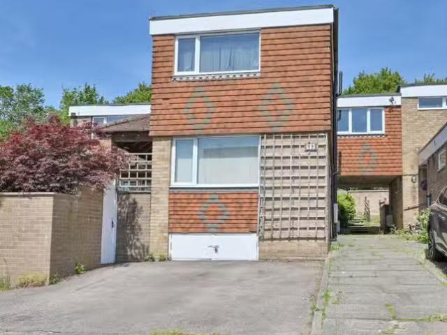 House for rent in Pouchen End, Hertfordshire